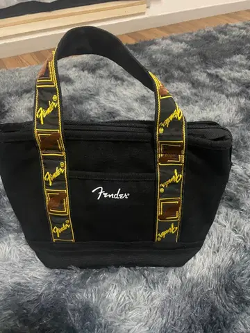 헤비 캠퍼스 토트백 블랙