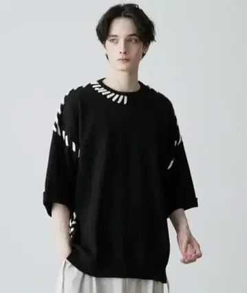 [ CLEL ] 핸드스티치 반팔 사이드 레이스 니트 블랙 XS 사이즈