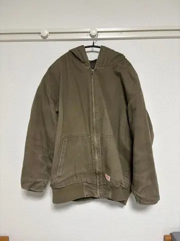 올리브 그린 후드 부착 자켓