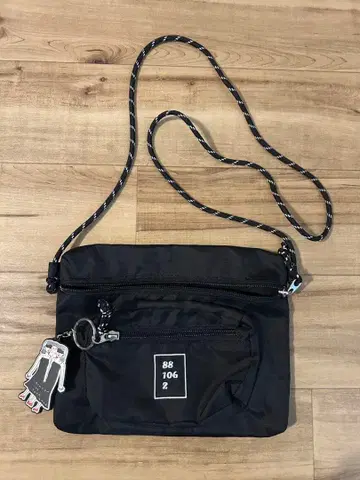 아이묭 굿즈 라이브 러브콜2 포켓숄더백 키링