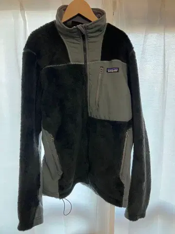 Patagonia R3 하이 로프트 플리스 자켓 M 사이즈