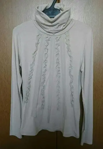 새상품 갤러리 비스콘티 상의