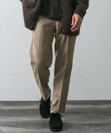 새상품급 어반 리서치 도어즈 속기모 스트레치 테이퍼드 트라우저 M