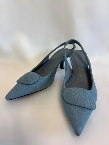 데님풍 스틸레토 슬링백 신발