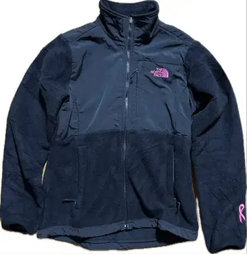 THE NORTH FACE 플리스 블랙 x 로고가 멋진 핑크