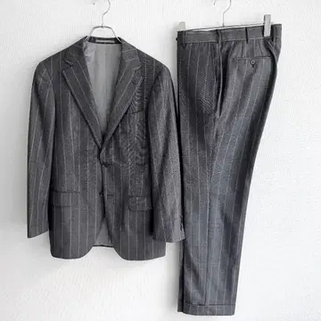 정가 15만 Brilla per il gusto 수트 46 CERRUTI