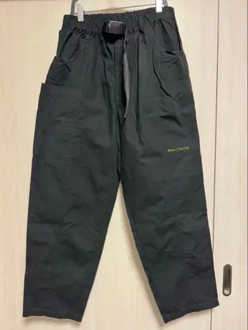 백 채널 밀리터리 팬츠