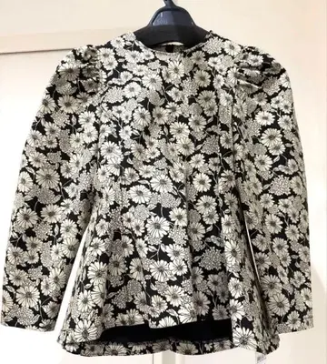 [ 쿠미쿄쿠 x 세츠코 사지테르 ] 택 포함 새상품 콜라보 상의