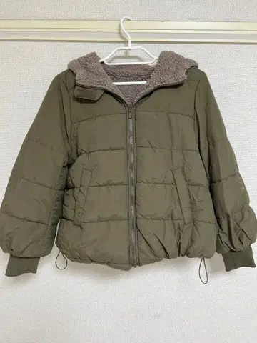 어스 뮤직 앤 이콜로지 리버서블 충전솜 보아 코트