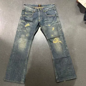 Lee BEAMS 데미지 가공 플레어 데님