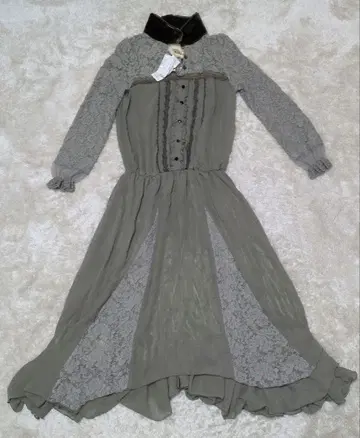 [ 새상품 ] 엑시즈팜 롱 플레어 원피스 절개