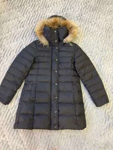 [ 미사용 ] Aylesbury 다운 코트 블랙 11호