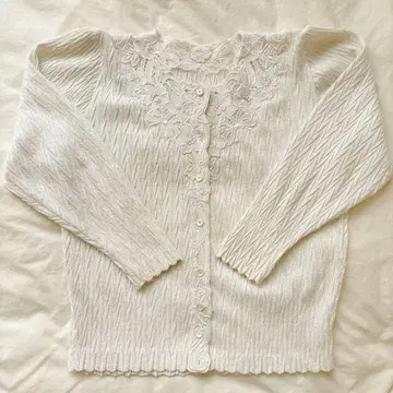 [ 구제 의류 ] 자수 긴팔 가디건 vintage 레트로 구제 의류