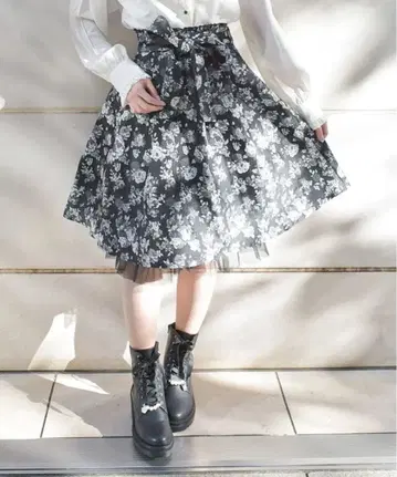 자카드 리본 블랙 스커트 엑시즈팜 axes femme