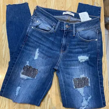 Guess 데미지 가공 큐빅 스키니 데님
