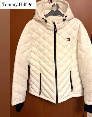 Tommy Hilfiger 화이트 다운 자켓