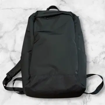 유니클로 기능성 백팩 스웨덴 선수단 백팩 대용량