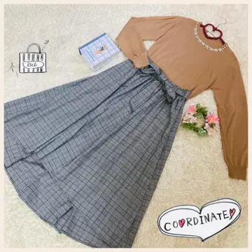 2점 세트 어스 헤더 더블 클로젯 하이픈월드 갤러리 계열