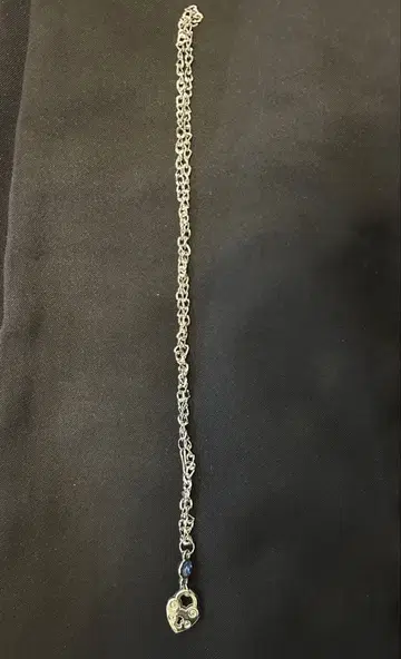 실버 하트형 펜던트 목걸이