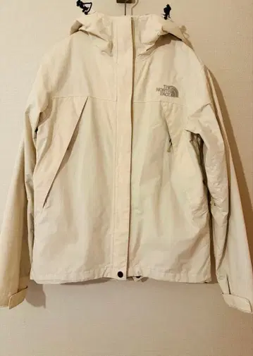 The North Face 스쿱 자켓 화이트