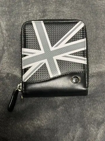 Neu interesse 접이식 지갑