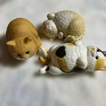 고양이 피규어 3체 세트