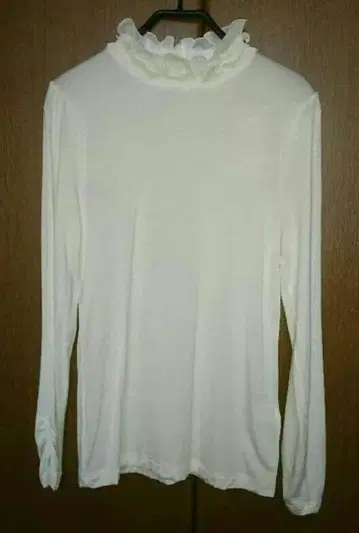 갤러리 비스콘티 상의