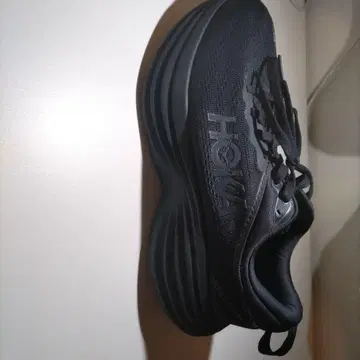 호카 블랙 스니커즈 통굽