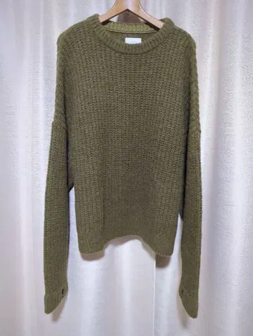 victim 삼홀 모헤어 니트