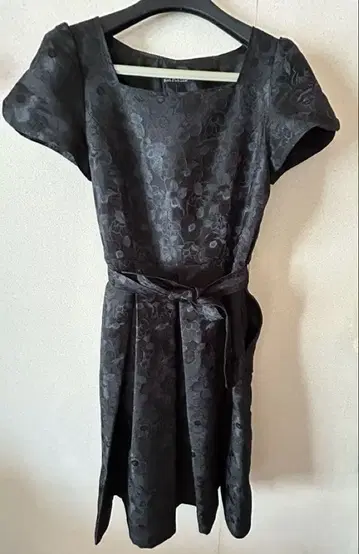 Karlparklane 칼 파크레인 드레스 원피스 즉시 구매 OK