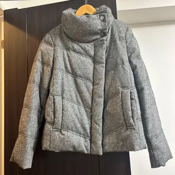 그레이 스탠드 카라 다운 자켓
