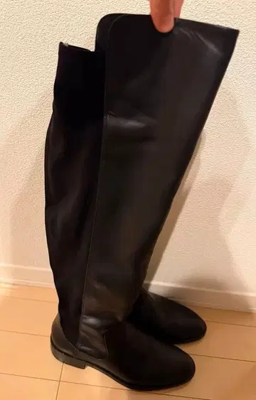 ZARA 블랙 가죽 니하이 부츠