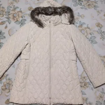 아이보리 퀼팅 자켓