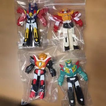 로봇 피규어 4체 세트