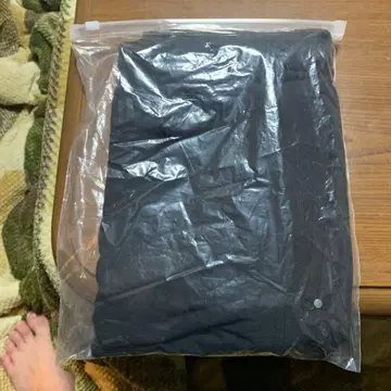 TENTIAL BAKUNE 블랙 긴팔 셔츠