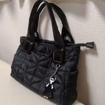 블랙 퀼팅 토트백