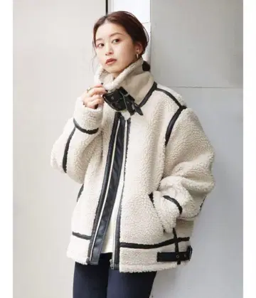 ungrid 보아 무스탕 블루종 베이지 M 사이즈 언그리드