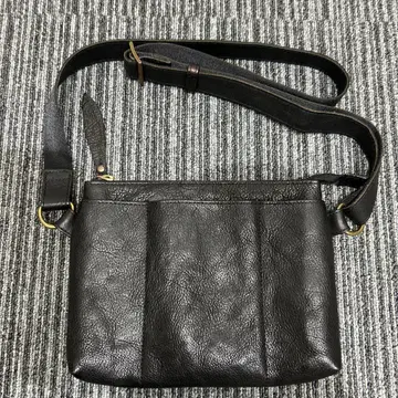 재팬 메이드 야 재팬 메이드 야 천연 가죽 바디 백 대 타쿠조 가죽