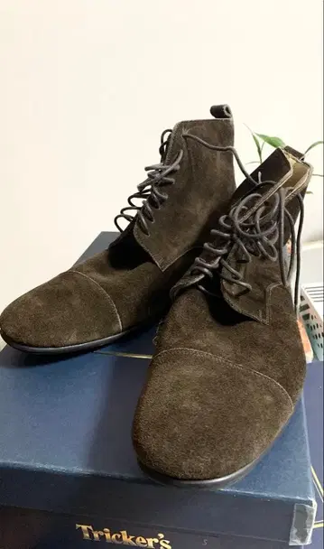 해리스(파리) 다크 브라운 스웨이드 숏부츠