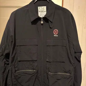 Vinetty 나일론 자켓 네이비