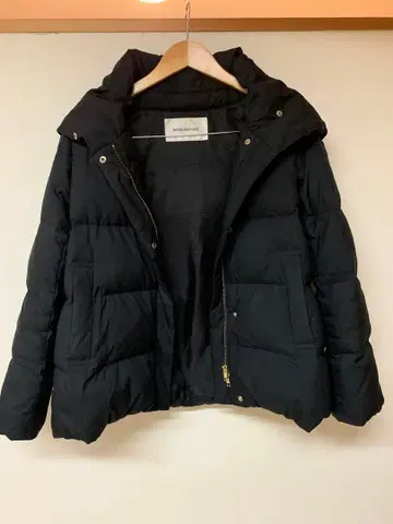 새상품급 내추럴 뷰티 베이직 숏 다운 블랙 M