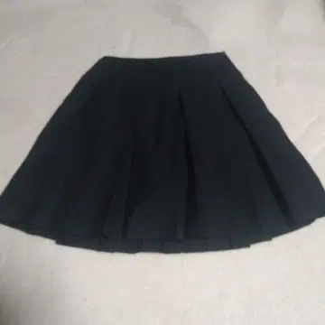 블랙 플리츠 스커트