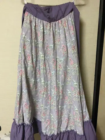 시마무라 쿠루미 스커트