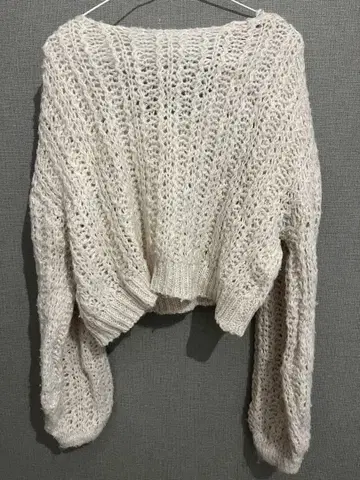 카스타네 화이트 긴팔 니트