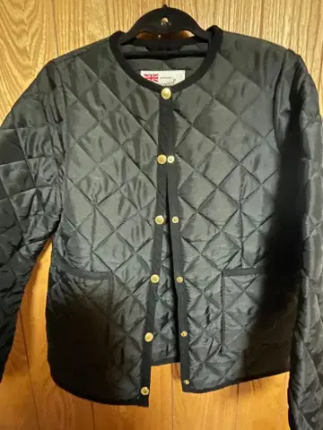 트래디셔널 웨더웨어 퀼팅 코트 블랙 미사용