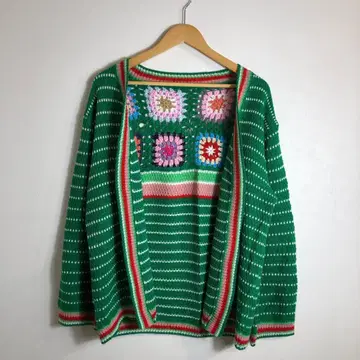 [ 새상품급 ] 니트 가디건 그린 패턴 있음