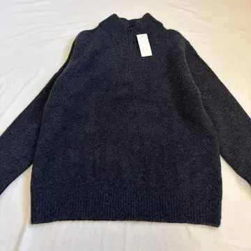 [ 택 포함 새상품 ] UNIQLO 하이넥 스웨터 XL 다크 그레이