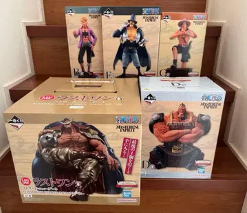 원피스 제일복권 흰 수염 해적단 피규어 미개봉 새상품