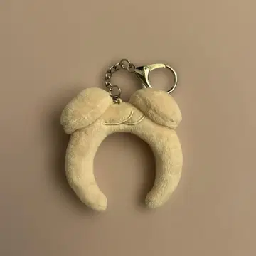 PUPPY 강아지 귀 키링 크림색