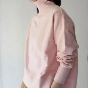 UNITED ARROWS 벚꽃 핑크 하이넥 맨투맨